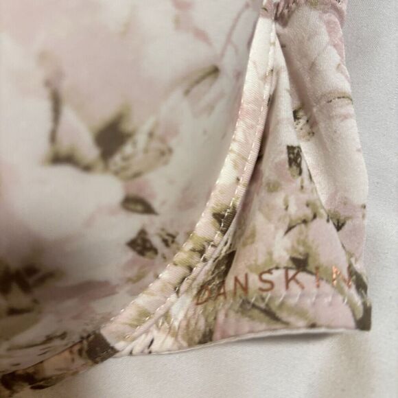 Danskin Intimates T-Shirt Bra UNDERWIRE Lightly Padded Size 40C Floral Cream - Picture 3 of 6